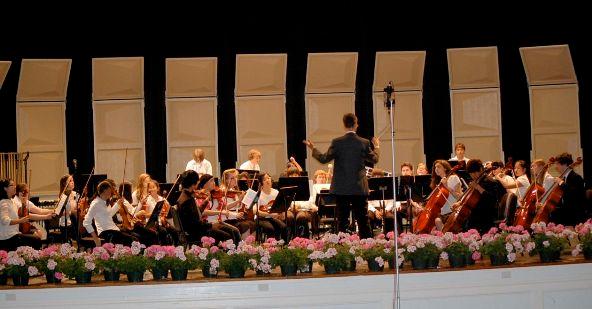 Salisbury Youth Orchestra Performing