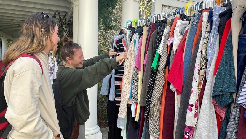 Students browsing at an outside Sammy Stash event 