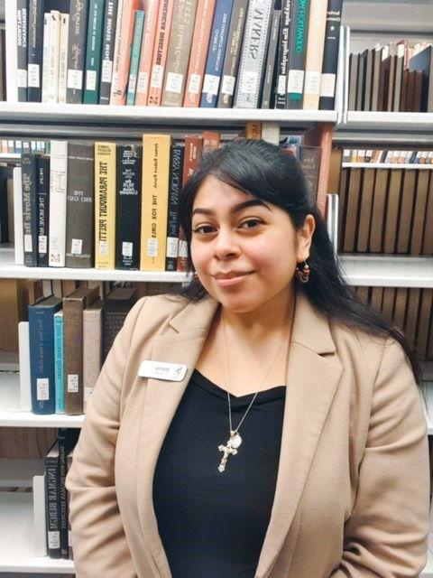 Student Worker Arianna Gomez